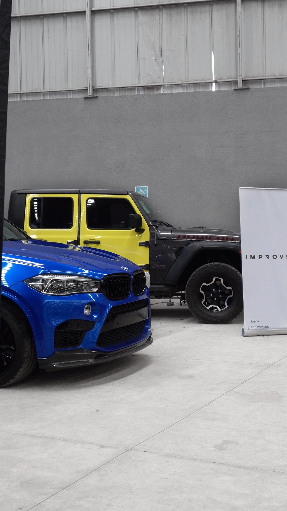 Full Wrap — Jeep Gladiator · Amarillo
